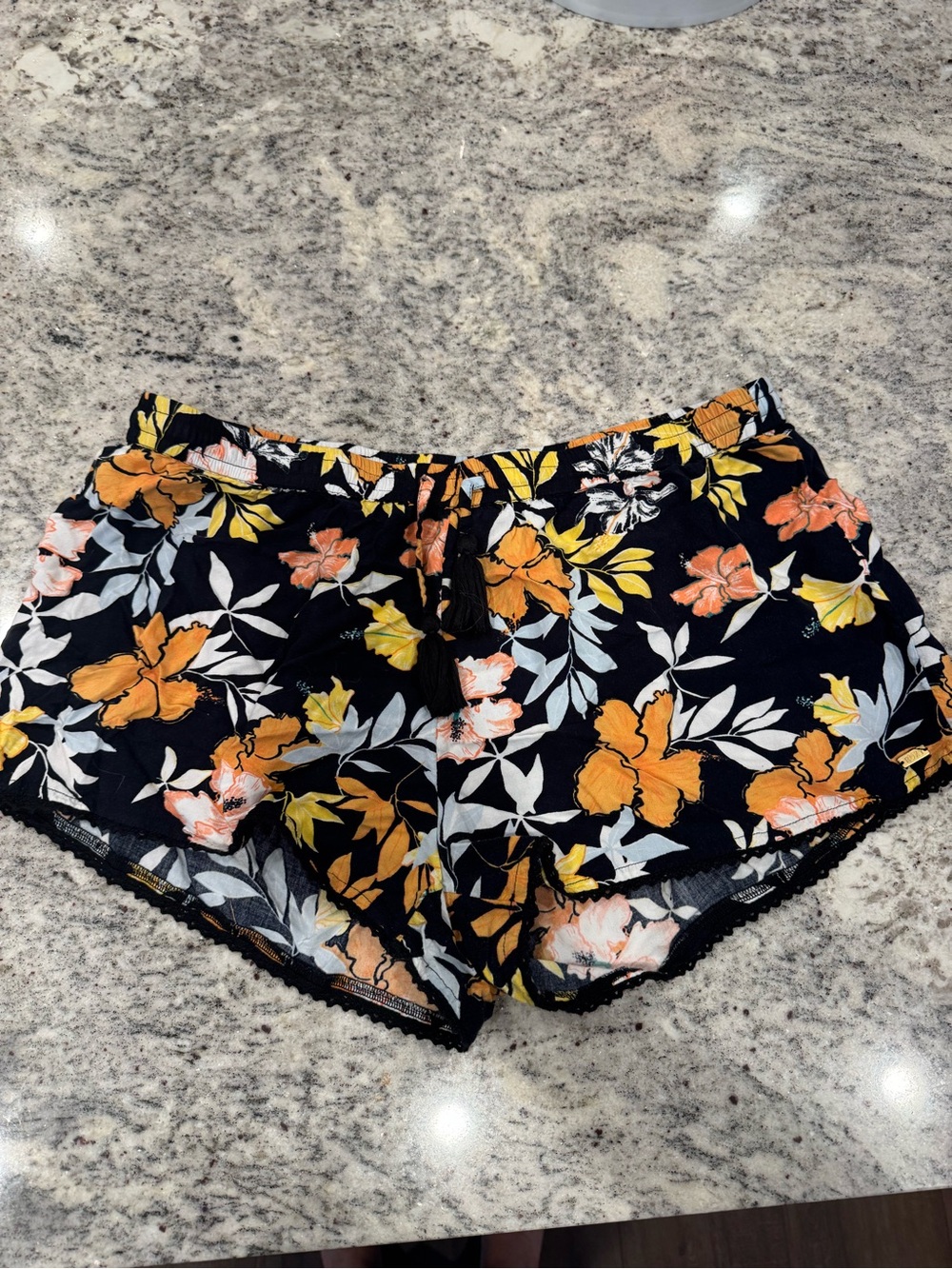 Roxy Floral Pull-On Shorts Black Orange Yellow Size L Beach Summer